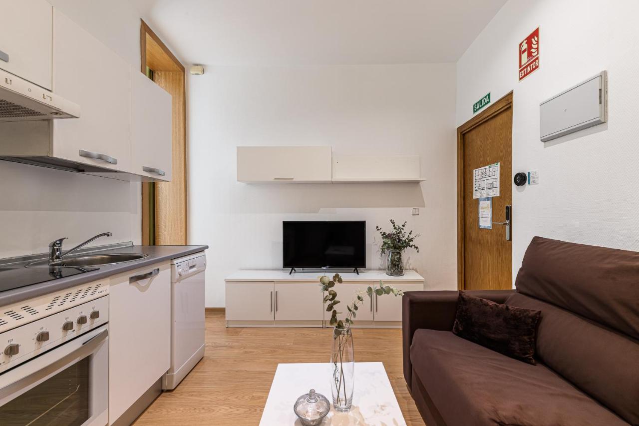 Waou Apartamentos En Sol Confort 4 Madrid Kültér fotó